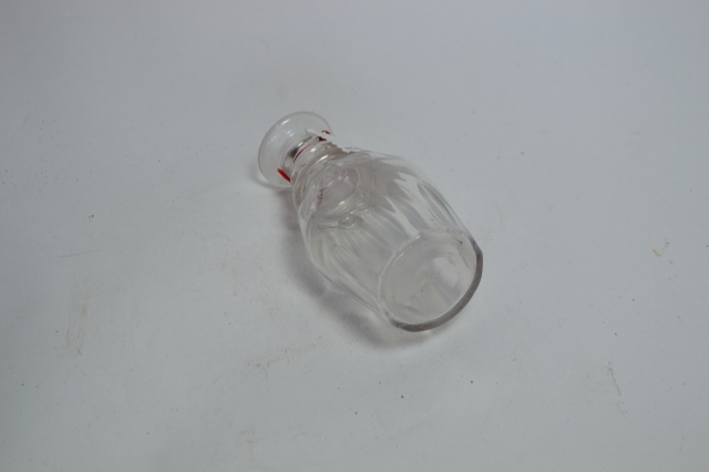 Experience the charm of the centuries with our Georgian whisky measure! Crafted for connoisseurs - perfect half pints. Shop now for a taste of history!