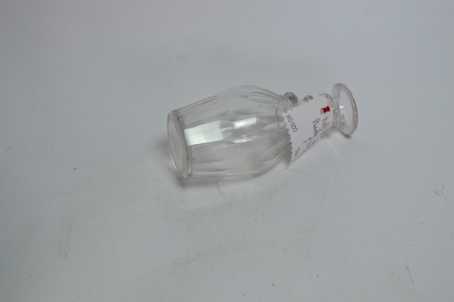 Experience the charm of the centuries with our Georgian whisky measure! Crafted for connoisseurs - perfect half pints. Shop now for a taste of history!