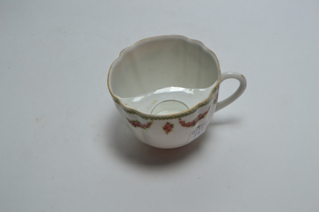 Discover our distinctive range of mustache cups, expertly crafted for comfort and style. Shop today and elevate your drinking experience! Don't Wait, Shop Now!