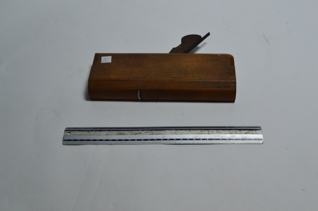 Explore our variety of premium edging planes. Craft with precision and perfection. Shop now to enhance your woodworking skills with our top-rated tools. Don't miss out!