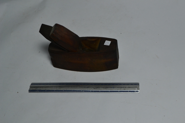 Discover our wide range of medium-sized airplanes perfect for your aviation needs. Browse specs, compare models, and make your next purchase with us today!