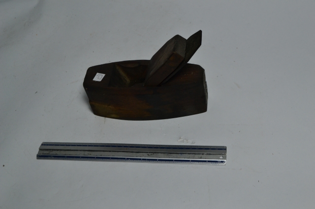 Discover our wide range of medium-sized airplanes perfect for your aviation needs. Browse specs, compare models, and make your next purchase with us today!