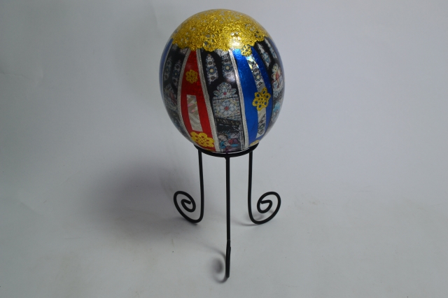 Discover unique decoupage ostrich eggs. Each hand-crafted egg boasts exquisite detail and craftsmanship. Explore our collection now. Perfect for your home decor!