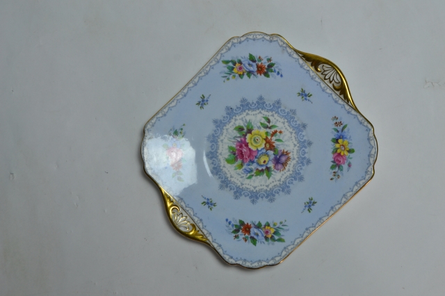 Browse our stunning Shelley Plate collection! Unique, vintage designs to elevate your dining experience. Shop now for high-quality, rare pieces.