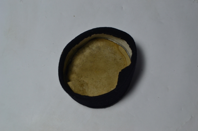 Discover high-quality 1980's reproduced pillbox caps at our online store. Special deals available. Shop now and bring retro fashion back!