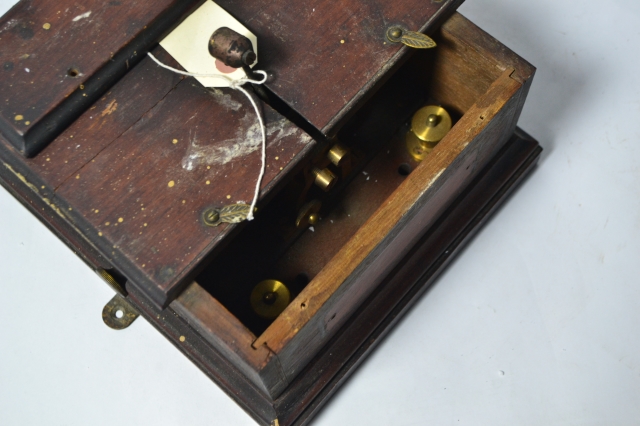 Discover our range of railway alarm bells. High-quality, durable and loud. Enhance safety on your railway. Order your efficient railway alarm bell now!