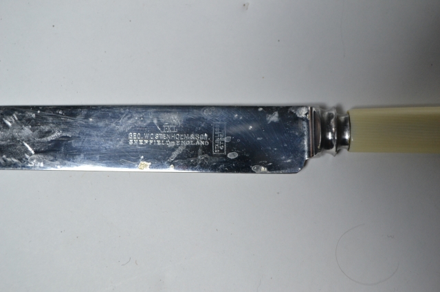 Discover our exquisite Edwardian oak canteen filled with 58 pieces of bone-handled stainless steel cutlery. Predominantly from George Wolstenholme & Son, Sheffield. Shop now!