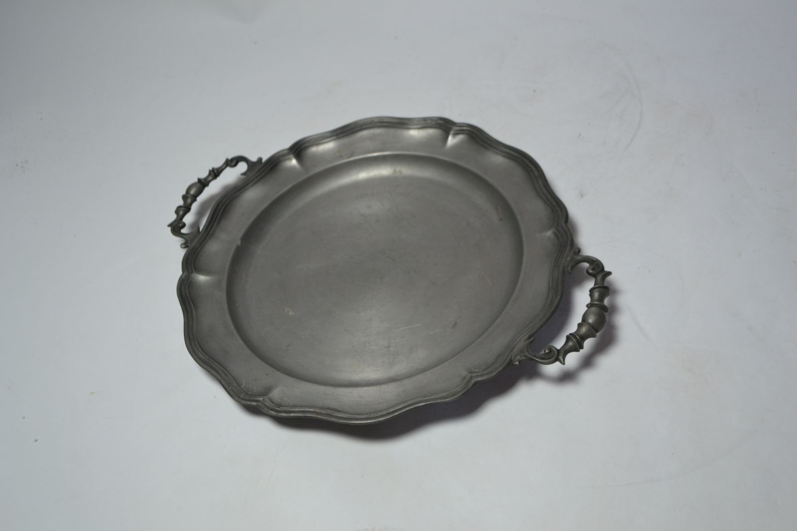 Twin handled pewter dish