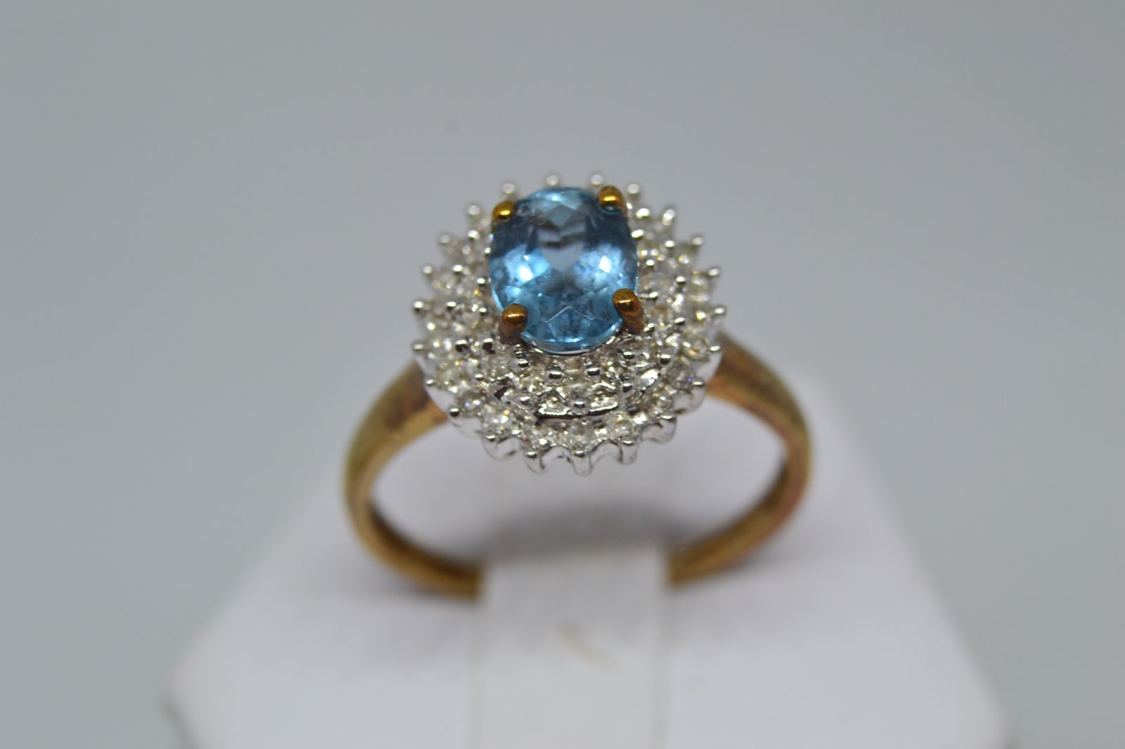 9ct Gold Blue Topaz And Diamond Set Dress Ring