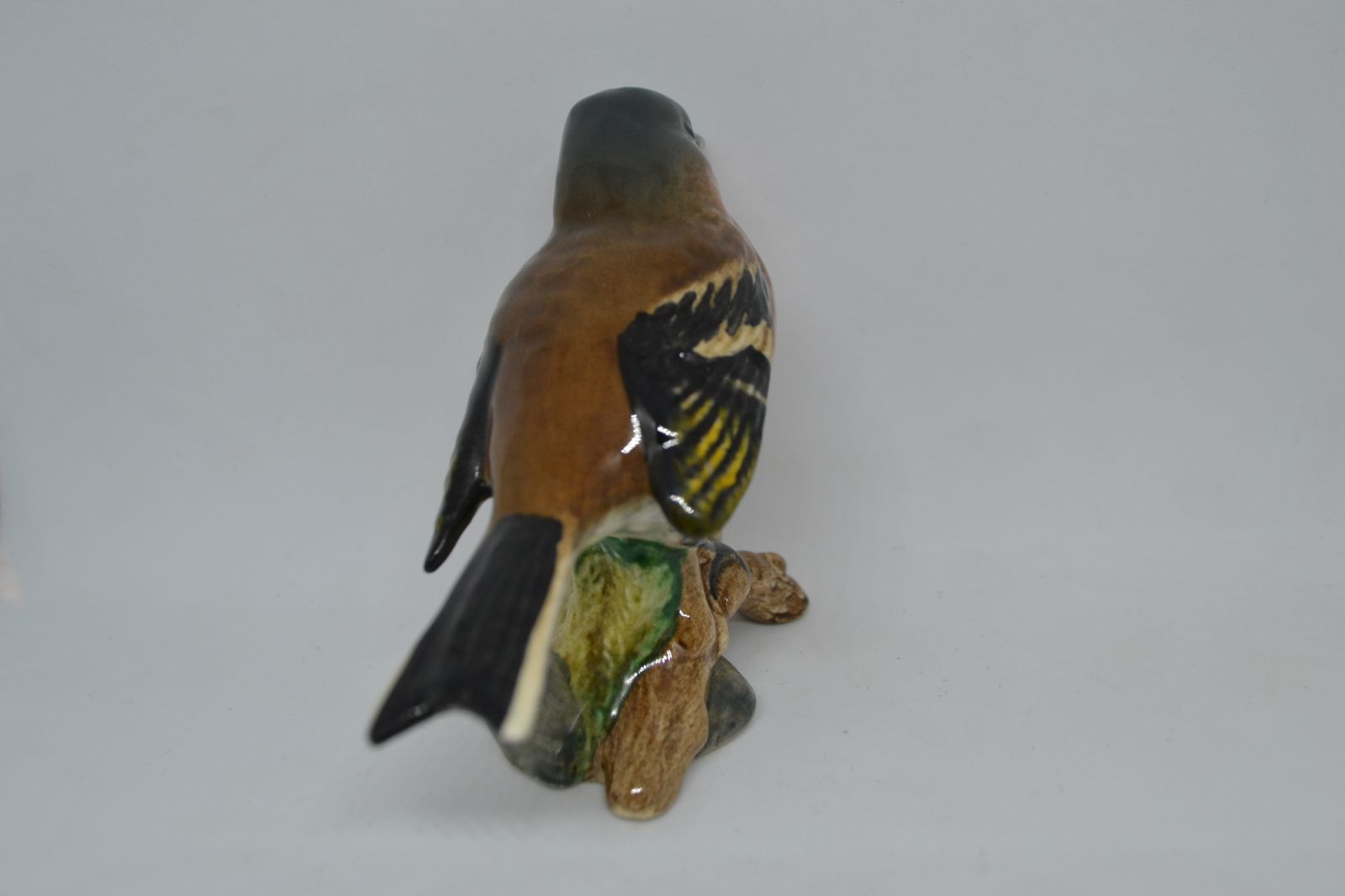 Discover our range of Beswick England figurines. Explore detailed Chaffinch figure, measuring 7.5cm high. Perfect collectibles. Shop now and add to your collection.